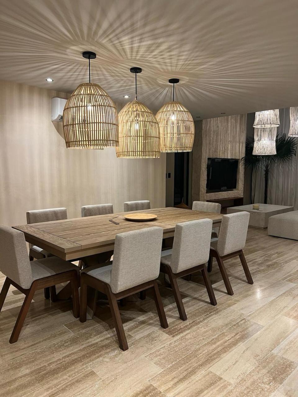 Dossantas Wellness & Jungle Retreat By Bt Homes Apartment